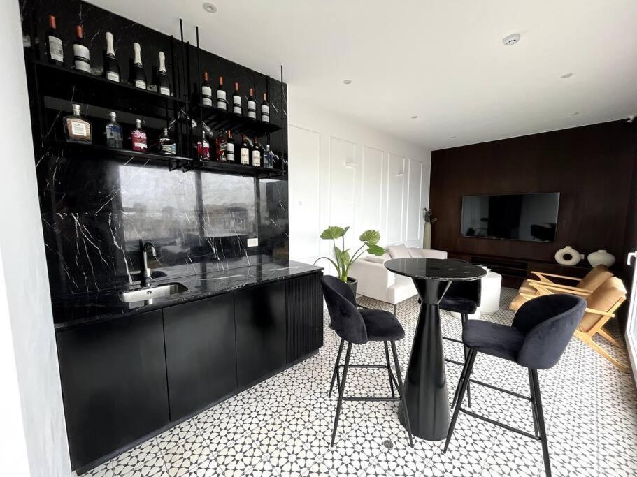 Luxury Apartment In Miraflores With Rooftop Pool 利马 外观 照片